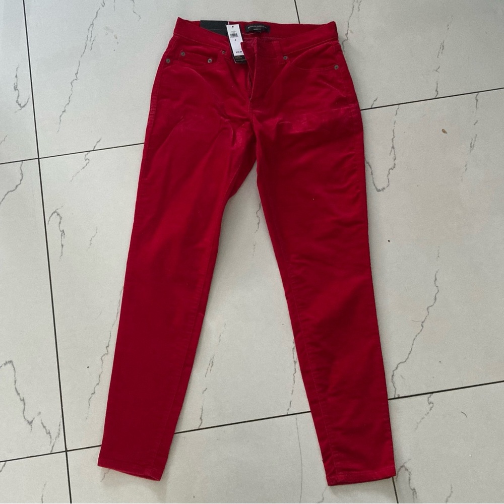 NWT! Banana Republic Coupe Etroite Red Pant, Size 4